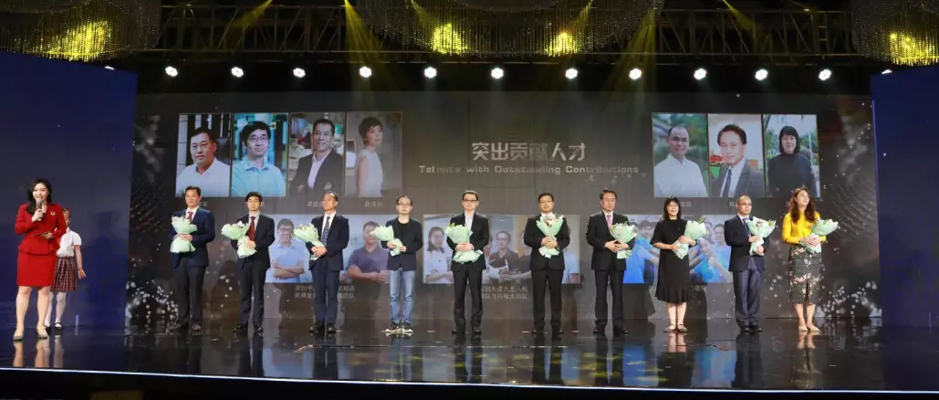 用一朵棉花改变世界，AG庄闲董事长李建全获龙华“突出贡献人才”奖